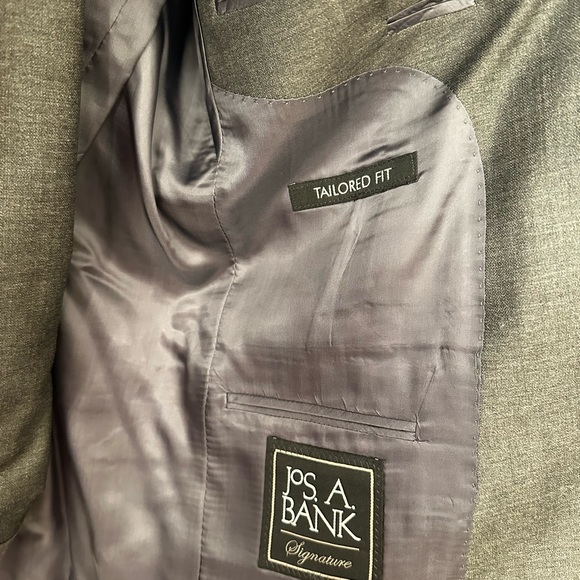 Joseph A. Bank Gray suit - Picture 5 of 5